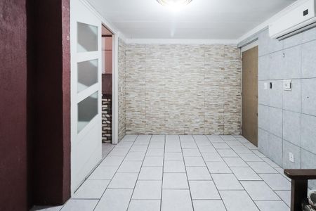 Sala de apartamento para alugar com 2 quartos, 60m² em Igara, Canoas