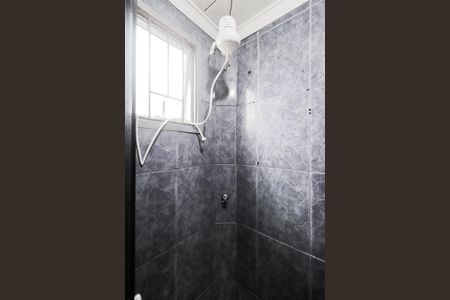 Apartamento para alugar com 60m², 2 quartos e sem vagaBanheiro