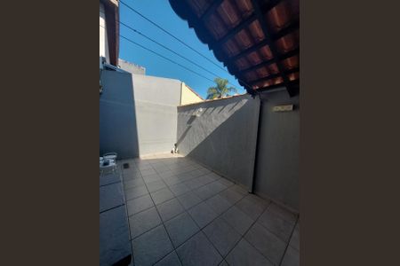 Casa à venda com 159m², 3 quartos e 3 vagas