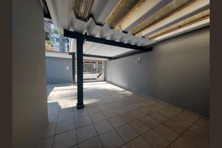Casa à venda com 159m², 3 quartos e 3 vagas