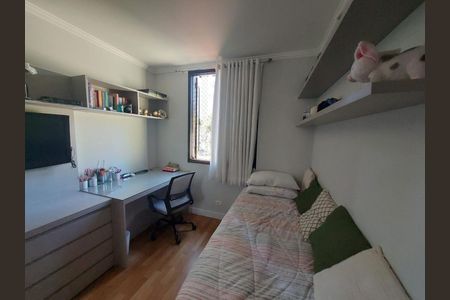 Casa à venda com 159m², 3 quartos e 3 vagas