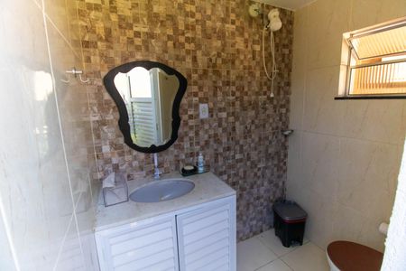 Casa para alugar com 450m², 3 quartos e 2 vagasBanheiro Externo