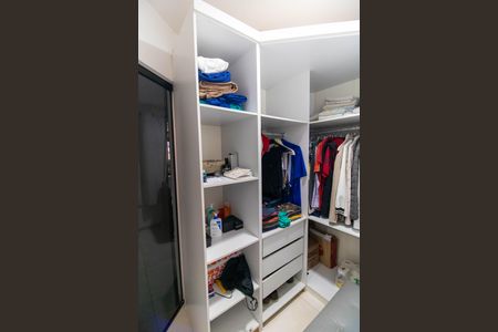 Casa para alugar com 450m², 3 quartos e 2 vagasCloset da suíte 2