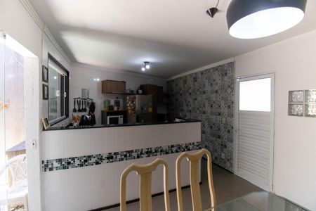 Casa para alugar com 450m², 3 quartos e 2 vagasCozinha