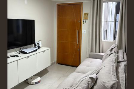 Sala de apartamento à venda com 2 quartos, 51m² em Conjunto Residencial José Bonifácio, São Paulo