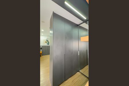 Casa à venda com 220m², 3 quartos e 2 vagasSuíte