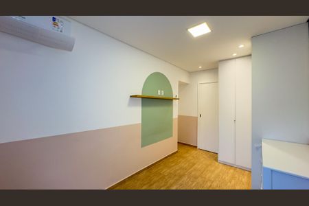 Casa à venda com 220m², 3 quartos e 2 vagasSuíte 2