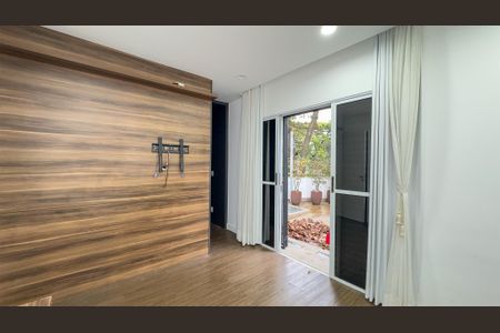 Suíte de casa à venda com 3 quartos, 220m² em Cidade Monções, São Paulo