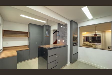 Casa à venda com 220m², 3 quartos e 2 vagasCozinha