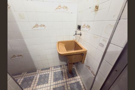 Apartamento para alugar com 65m², 2 quartos e 1 vagaÁrea de Serviço