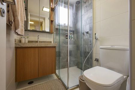 Apartamento à venda com 74m², 1 quarto e 2 vagas Apartamento à venda com 74m², 1 quarto e 2 vagasBanheiro