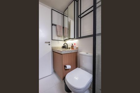 Apartamento à venda com 74m², 1 quarto e 2 vagas Apartamento à venda com 74m², 1 quarto e 2 vagasBanheiro da Suíte