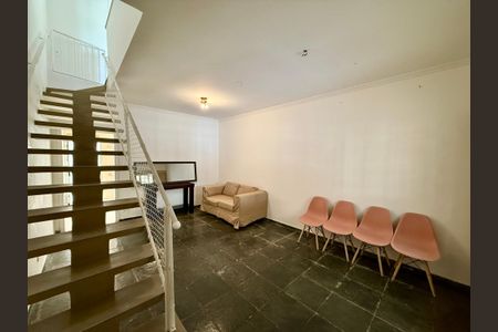 Sala de casa para alugar com 2 quartos, 110m² em Chácara Santo Antônio (zona Sul), São Paulo