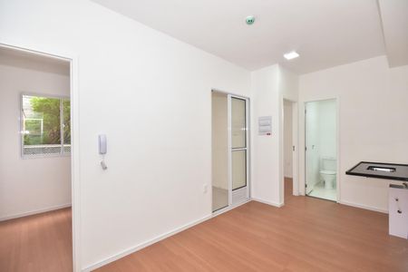 Sala de apartamento para alugar com 2 quartos, 33m² em Jardim Monte Kemel, São Paulo