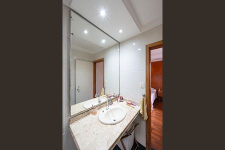 Casa para alugar com 200m², 3 quartos e 3 vagasBanheiro da Suíte