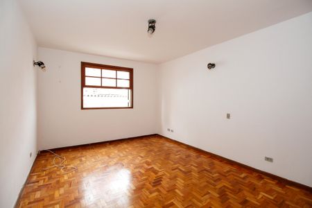 Casa à venda com 160m², 3 quartos e 2 vagas Casa à venda com 160m², 3 quartos e 2 vagasQuarto 1