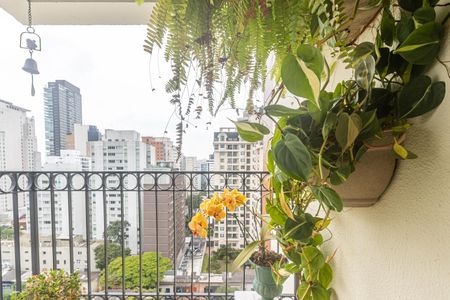 Apartamento à venda com 90m², 2 quartos e 1 vaga Apartamento à venda com 90m², 2 quartos e 1 vagaVaranda