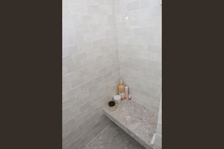 Apartamento para alugar com 190m², 2 quartos e 3 vagasBanheiro da Suíte