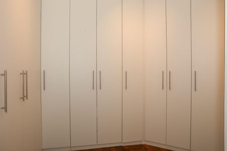 Apartamento para alugar com 190m², 2 quartos e 3 vagasSuíte