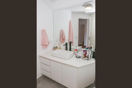 Apartamento para alugar com 190m², 2 quartos e 3 vagasBanheiro da Suíte