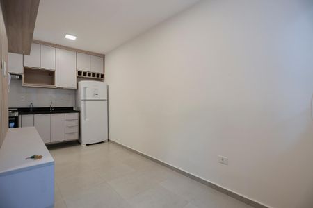 Casa de condomínio para alugar com 41m², 2 quartos e sem vaga Casa de condomínio para alugar com 41m², 2 quartos e sem vagaSala