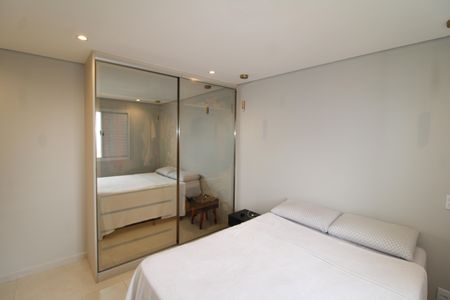 Apartamento à venda com 92m², 3 quartos e 2 vagasQuarto 2