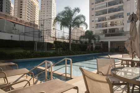 Apartamento à venda com 64m², 2 quartos e 1 vagaÁrea comum - Piscina