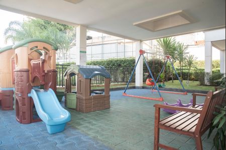 Apartamento à venda com 64m², 2 quartos e 1 vagaÁrea comum - Playground