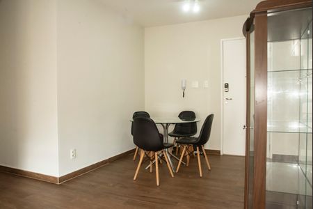 Apartamento à venda com 64m², 2 quartos e 1 vagaSala