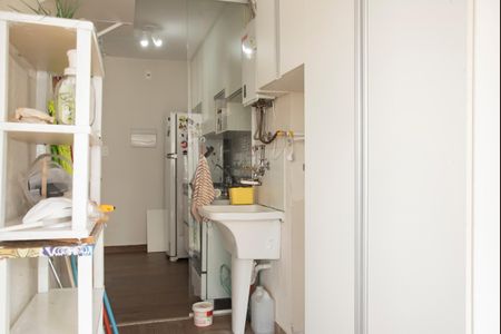 Apartamento à venda com 64m², 2 quartos e 1 vagaÁrea de Serviço