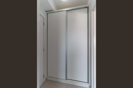 Apartamento para alugar com 46m², 1 quarto e 1 vaga Apartamento para alugar com 46m², 1 quarto e 1 vagaCorredor