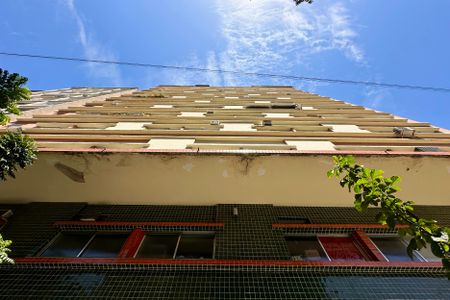 Studio à venda com 20m², 1 quarto e sem vaga Studio à venda com 20m², 1 quarto e sem vagaFachada