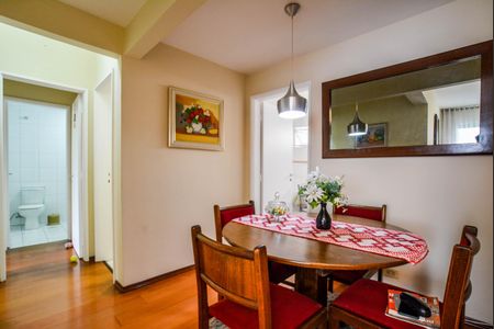 Apartamento à venda com 85m², 2 quartos e 1 vagaSala