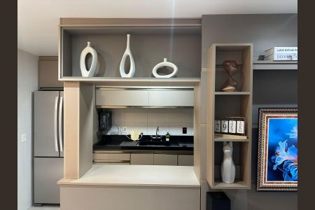 Apartamento à venda com 105m², 2 quartos e 2 vagasCozinha