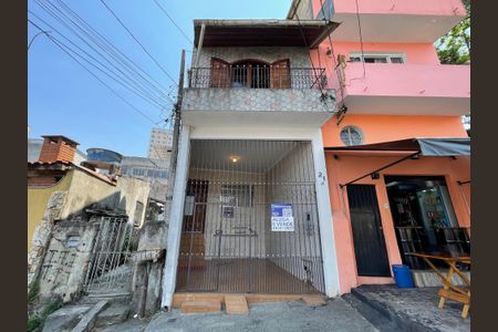 Casa para alugar com 120m², 3 quartos e 1 vagaFachada