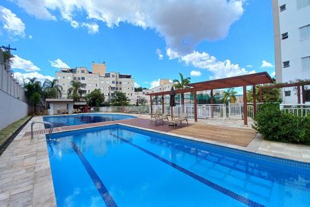 Apartamento à venda com 80m², 3 quartos e 1 vagaÁrea comum - Piscina