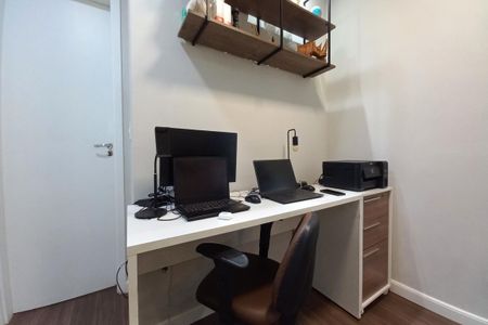 Apartamento à venda com 80m², 3 quartos e 1 vagaCorredor