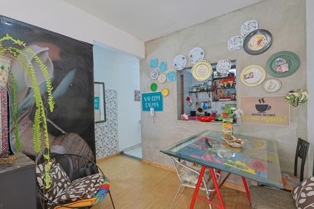 Sala de casa à venda com 2 quartos, 67m² em Palmares, Belo Horizonte