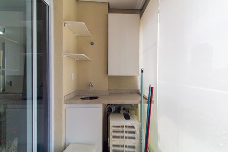 Apartamento à venda com 30m², 1 quarto e 1 vaga Apartamento à venda com 30m², 1 quarto e 1 vagaVaranda