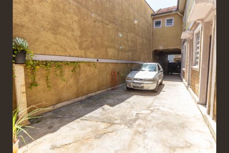 Casa à venda com 457m², 8 quartos e 4 vagas Casa à venda com 457m², 8 quartos e 4 vagasGaragem