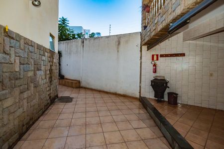 Apartamento à venda com 200m², 3 quartos e 1 vagaQuintal