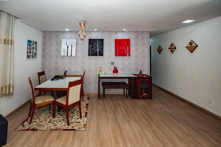 Apartamento à venda com 200m², 3 quartos e 1 vagaSala