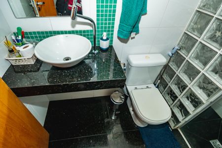 Apartamento à venda com 200m², 3 quartos e 1 vagaBanheiro 
