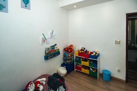 Apartamento à venda com 200m², 3 quartos e 1 vagaQuarto 2