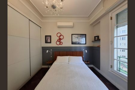 Apartamento à venda com 234m², 3 quartos e 1 vaga Apartamento à venda com 234m², 3 quartos e 1 vagaSuíte 1