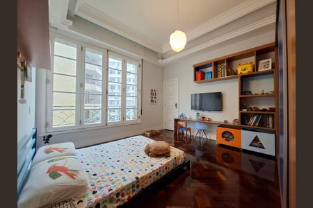 Apartamento à venda com 234m², 3 quartos e 1 vaga Apartamento à venda com 234m², 3 quartos e 1 vagaSuíte 2