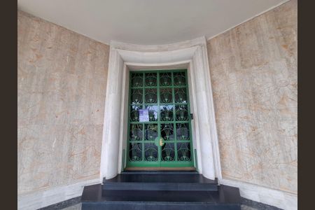 Apartamento à venda com 234m², 3 quartos e 1 vaga Apartamento à venda com 234m², 3 quartos e 1 vagaPlaca