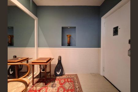 Apartamento à venda com 234m², 3 quartos e 1 vaga Apartamento à venda com 234m², 3 quartos e 1 vagaSala