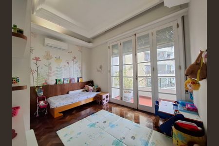 Apartamento à venda com 234m², 3 quartos e 1 vaga Apartamento à venda com 234m², 3 quartos e 1 vagaSuíte 3