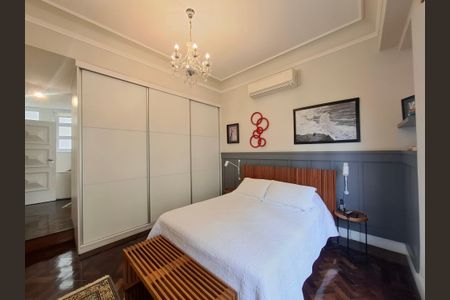 Apartamento à venda com 234m², 3 quartos e 1 vaga Apartamento à venda com 234m², 3 quartos e 1 vagaSuíte 1